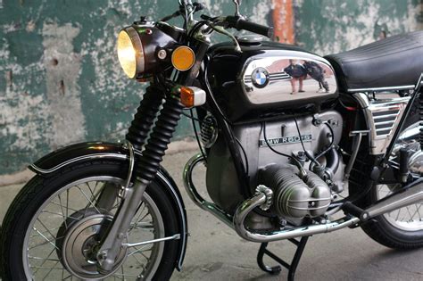 This Reconditioned 1972 BMW R60/5 Comes Equipped With Top-Shelf Hagon ...