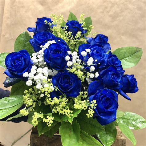 12 Blue Rose Bouquet | Dozen Blue Roses | Send Blue Roses By The Dozen