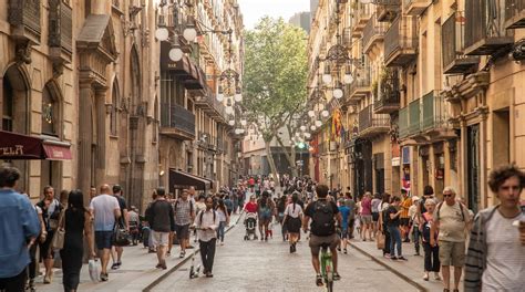 Visit Gothic Quarter: Best of Gothic Quarter, Barcelona Travel 2022 ...