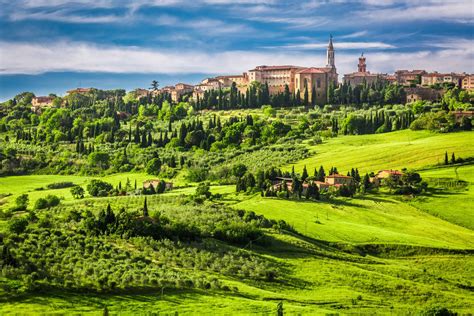 Pienza, Italy – Your Complete Guide to Tuscany’s ‘Utopian’ Town - Mom ...