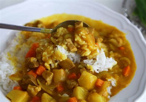 Korean-style curry rice (Kare rice) recipe - Maangchi.com