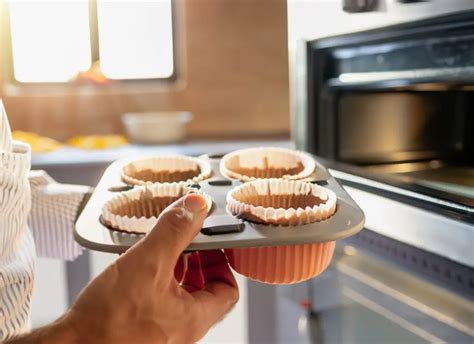 Is Silicone Bakeware Safe To Use: Know Before Baking