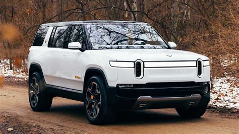 See The Rivian R1S Electric SUV In White For First Time Ever