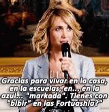 Kristen Wiig Bridesmaids GIF - Kristen Wiig Bridesmaids Toast ...