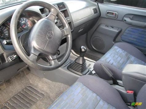 Gray Interior 1997 Toyota RAV4 4WD Photo #44050348 | GTCarLot.com