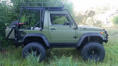 Suzuki Samurai Jeep