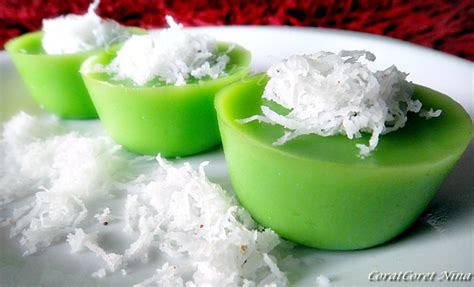 CoratCoret Nina: Kuih Kaswi Pandan Lemak