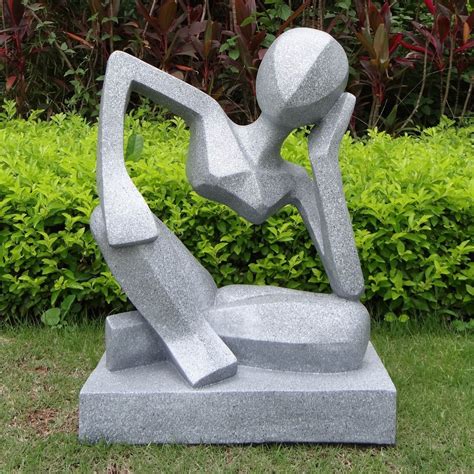 large modern art sculptures - Jazmin Linn