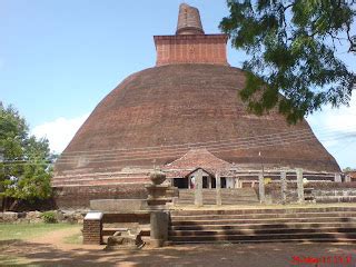 Wikum Opatha: Anuradhapura