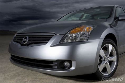 Nissan to sell hybrid Altima in Only 8 U.S. States