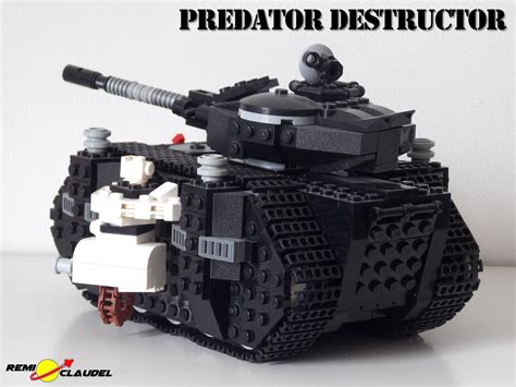 LEGO Warhammer 40000 Predator Space Marines