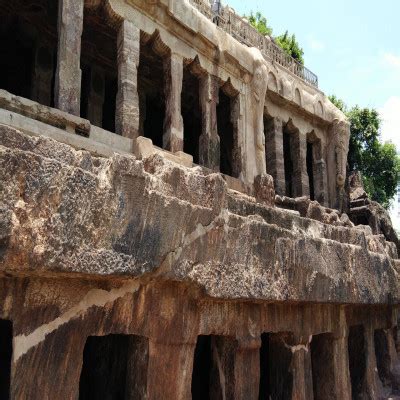 Undavalli Caves - History, Facts, Location, Built By, Entry Fee | Adotrip