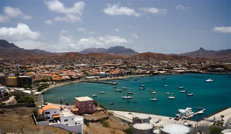 Mindelo op São Vicente | Cape verde islands, Verde island, Best tourist ...