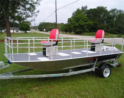 deck boat 1 in 2020 | Deck boat, Mud boats, Boat