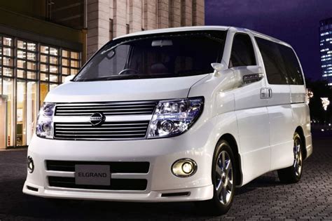 Used Nissan Elgrand review: 1997-2014 | CarsGuide