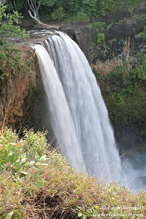 Waterfalls of Hawaii - Wailua Falls; Kauai, Lihue