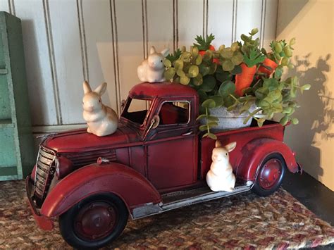 Red Truck Decor For Christmas – HomeDecorish