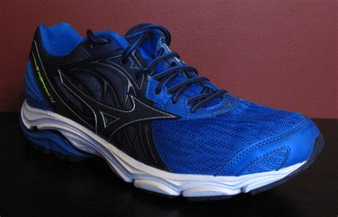 Mizuno Wave Inspire 14 - Fitness Review | Busted Wallet