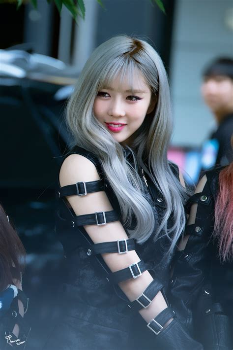 Yoohyeon : r/dreamcatcher