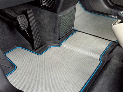 Original BMW i Accessories. BMW i all-weather floor mat in the BMW i3 ...