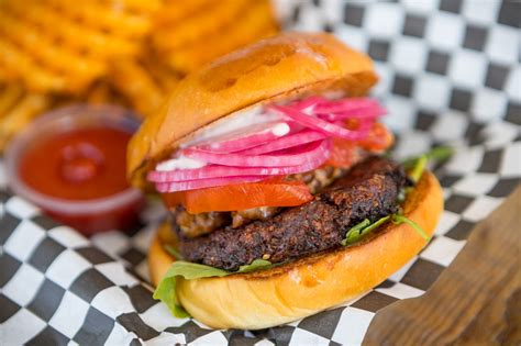 The 25 Best Burgers In LA - Los Angeles - The Infatuation