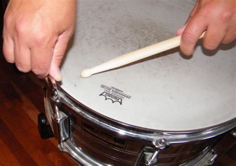 How to Change and Tune a Snare Drum Head - Get-Tuned.com