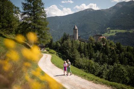 Hiking without car in South Tyrol - Plan your vacation on Suedtirol.info