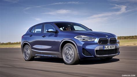 2021 BMW X2 xDrive25e Plug-In Hybrid | Front Three-Quarter