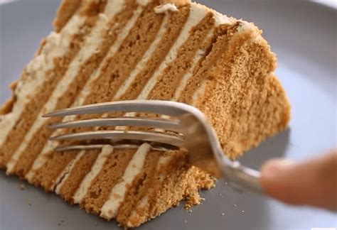 How to Make Russian Manuka Honey Cake - Manuka Honey USA