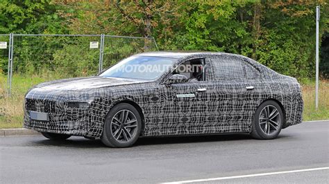 2023 BMW i7 spy shots: Next-gen 7-Series' electric version spotted