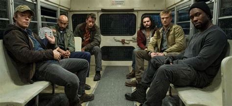 THE PREDATOR Teaser Trailer | SEAT42F