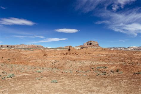 ESCAPE BROOKLYN – The Utah Desert by Motorcycle