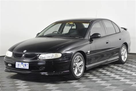 HOLDEN COMMODORE SS VT SEDAN - JCFD5166056 - JUST CARS