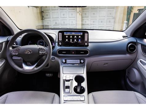 2023 Hyundai Kona: 213 Interior Photos | U.S. News