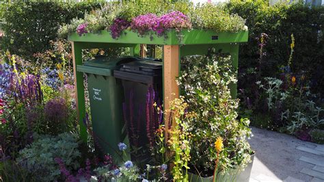 Wheelie bin storage ideas: 12 ways to hide your bins in style ...