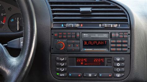 News: This retro car radio delivers modern features in a clunky 90s ...