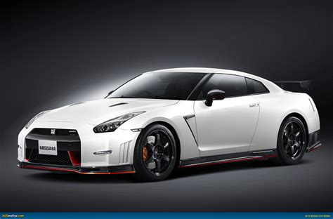 AUSmotive.com » 2014 Nissan GT-R Nismo revealed