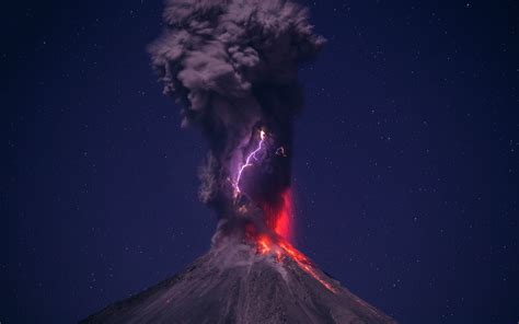 480x320 volcano, eruption, lightning 480x320 Resolution Wallpaper, HD ...