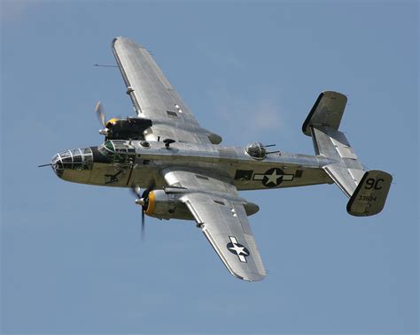 North American B-25 Mitchell Technical Specs, History and Pictures ...