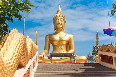 Big Buddha Pattaya - 18 Meter tall golden Buddha statue