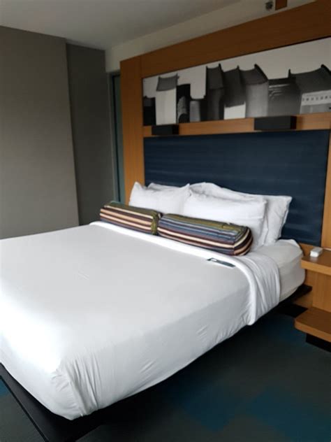 ALOFT CHICAGO DOWNTOWN RIVER NORTH $189 ($̶1̶9̶9̶) - Updated 2022 ...