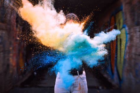 Colored Paint Powder Photography: Tips & Ideas for Best Results