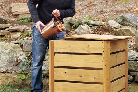 15 Cheap And Easy DIY Compost Bins