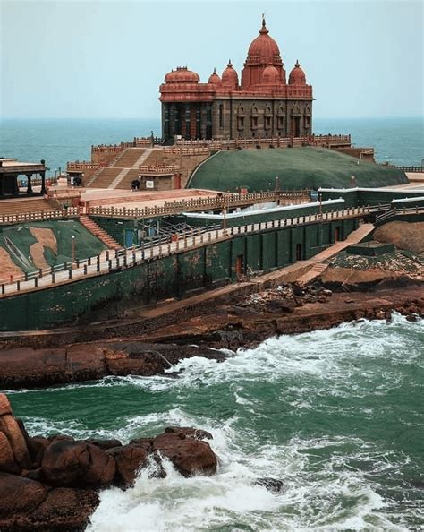 Vivekananda Rock Memorial in Kanyakumari. : r/IndiaDivine