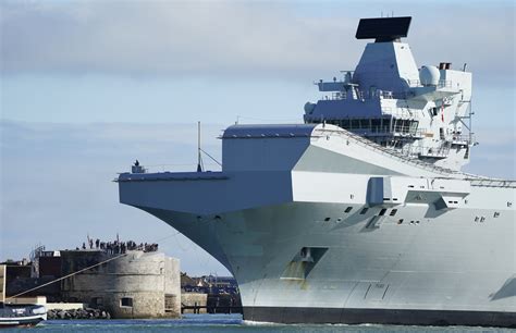 HMS Queen Elizabeth Returns Home After Replacing Stricken HMS Prince of ...