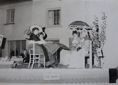 Carnival Float – “Those Were the Days” 1970’s ? | Hatherleigh History