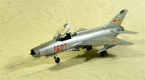 1/72 Revell Mig-21-F13 by Frontpenny,Wen Jin Xu