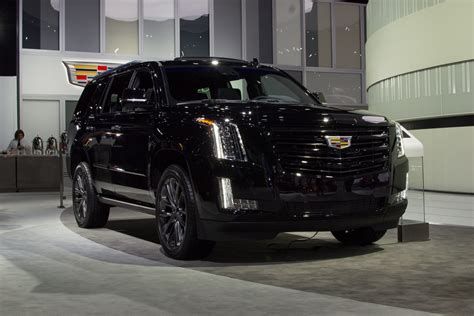 Live Photo Gallery Of Cadillac's New Escalade Sport