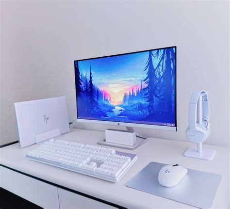 https://ift.tt/3jnxlTl Work from Home Setup | Gaming desk setup, White ...