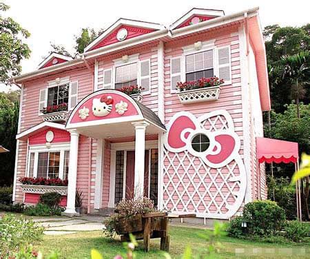 Hello Kitty House Design - DigsDigs